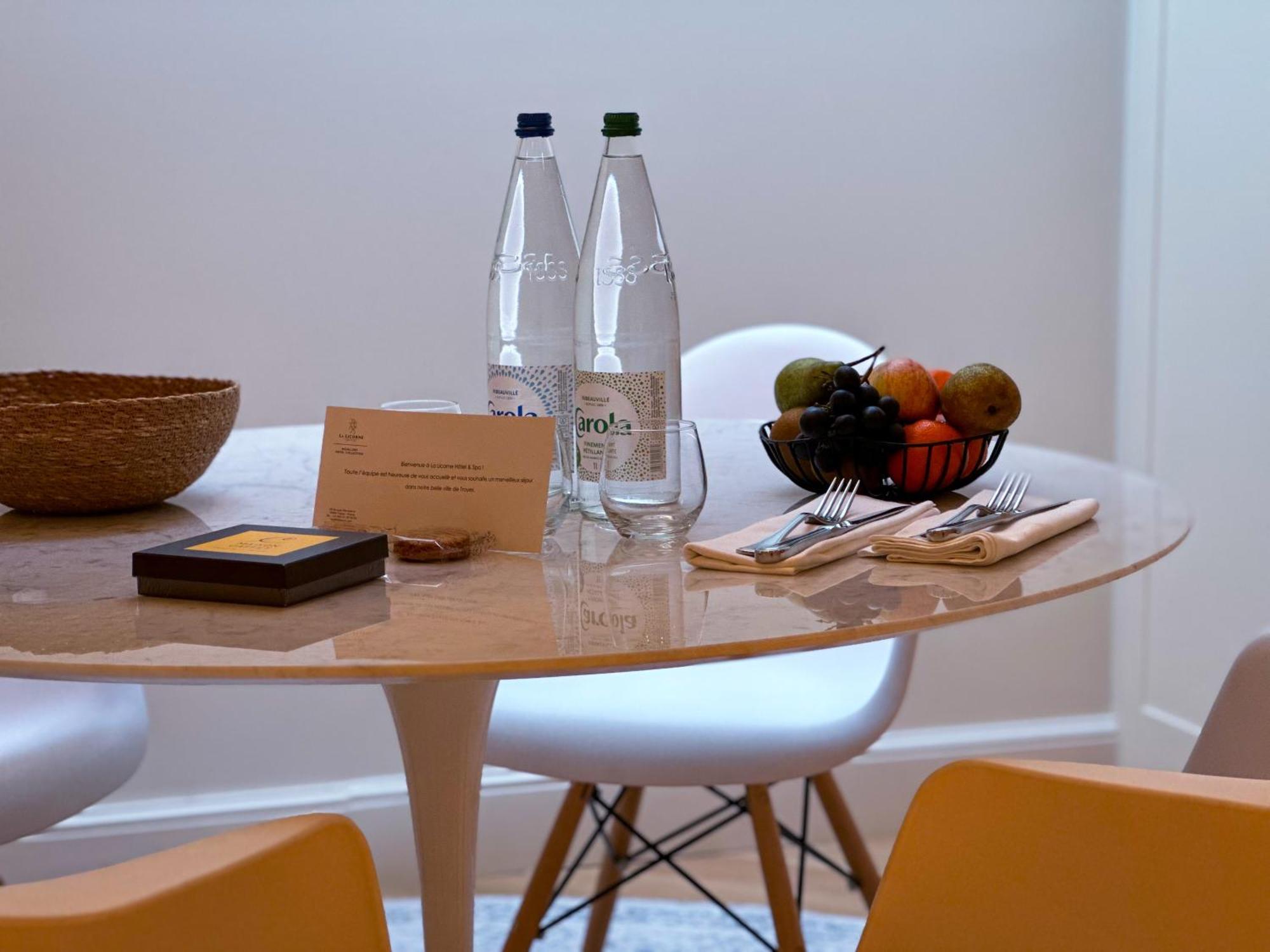 La Licorne Hotel & Spa Troyes - Mgallery Collection ทรัวส์ ภายนอก รูปภาพ