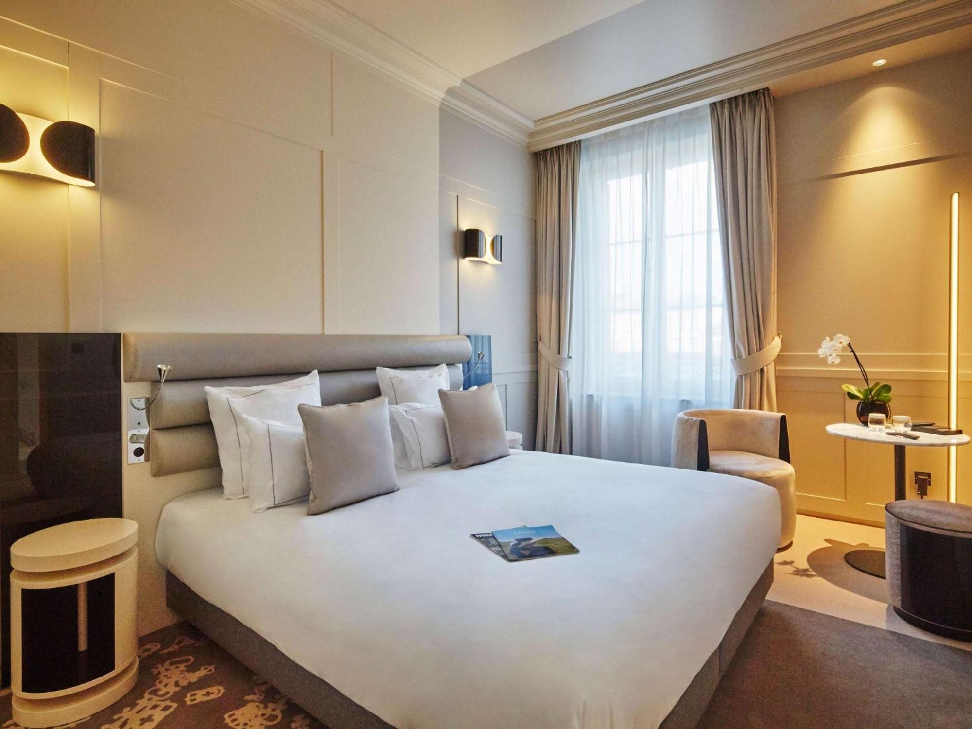 La Licorne Hotel & Spa Troyes - Mgallery Collection ทรัวส์ ภายนอก รูปภาพ